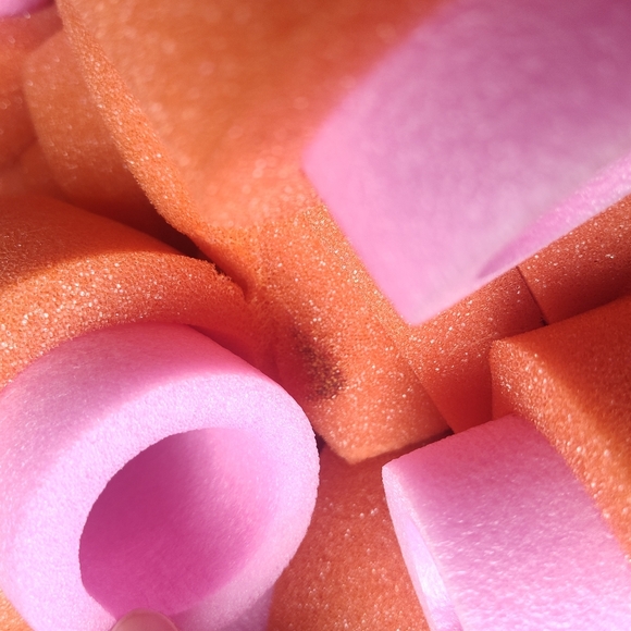 The Chris March x Target Foam Wig Rollers in pink, orange - Picture 8 of 10